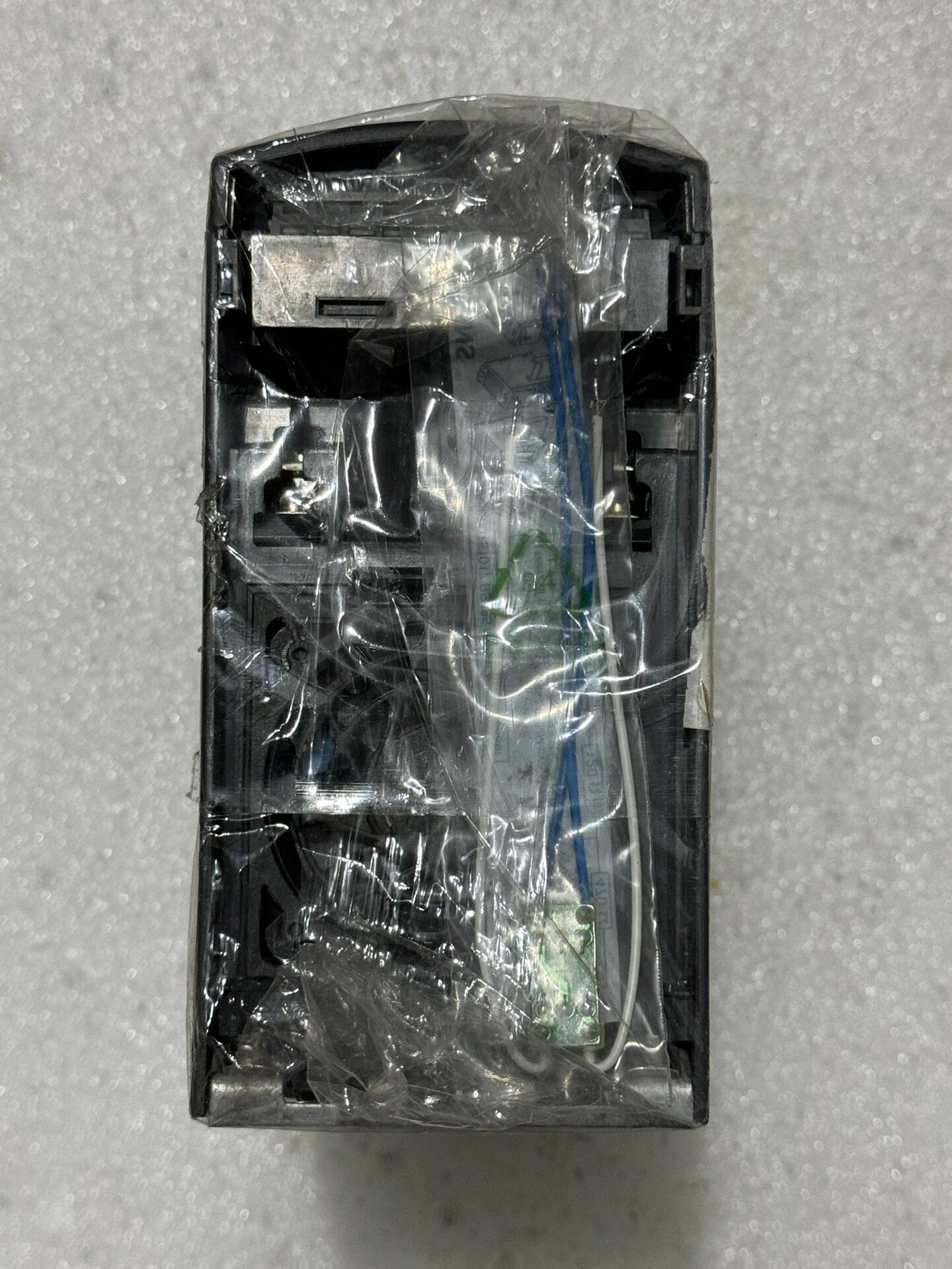 Siemens 6SE6440-2UD13-7AA1 MICROMASTER 440 Преобразователь частоты 4