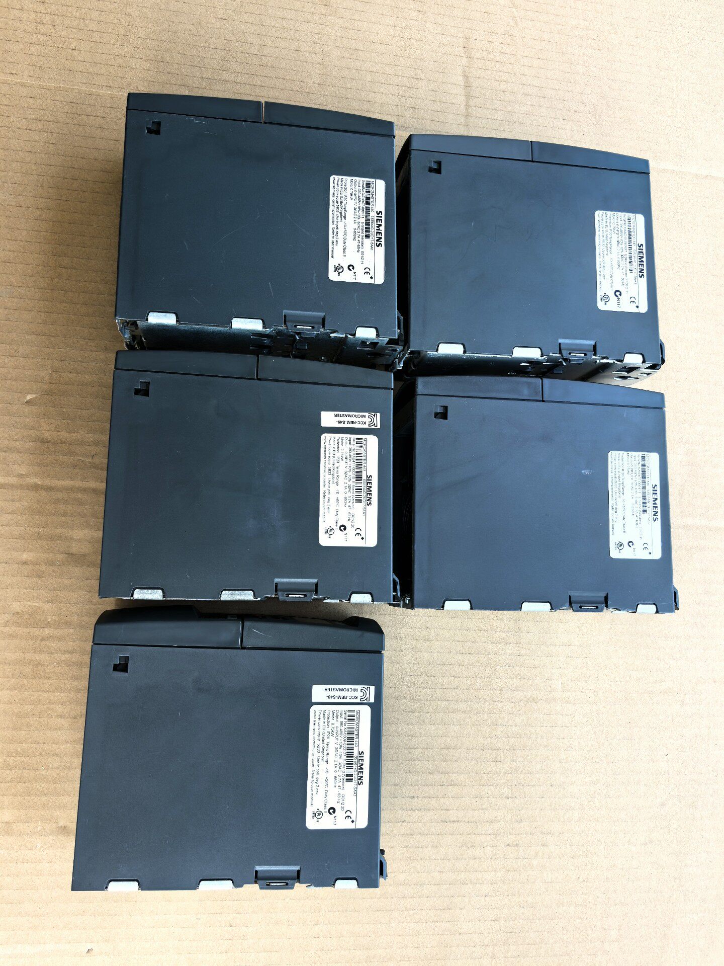 Siemens 6SE6440-2UD17-5AA1 MICROMASTER 440 Преобразователь частоты 4