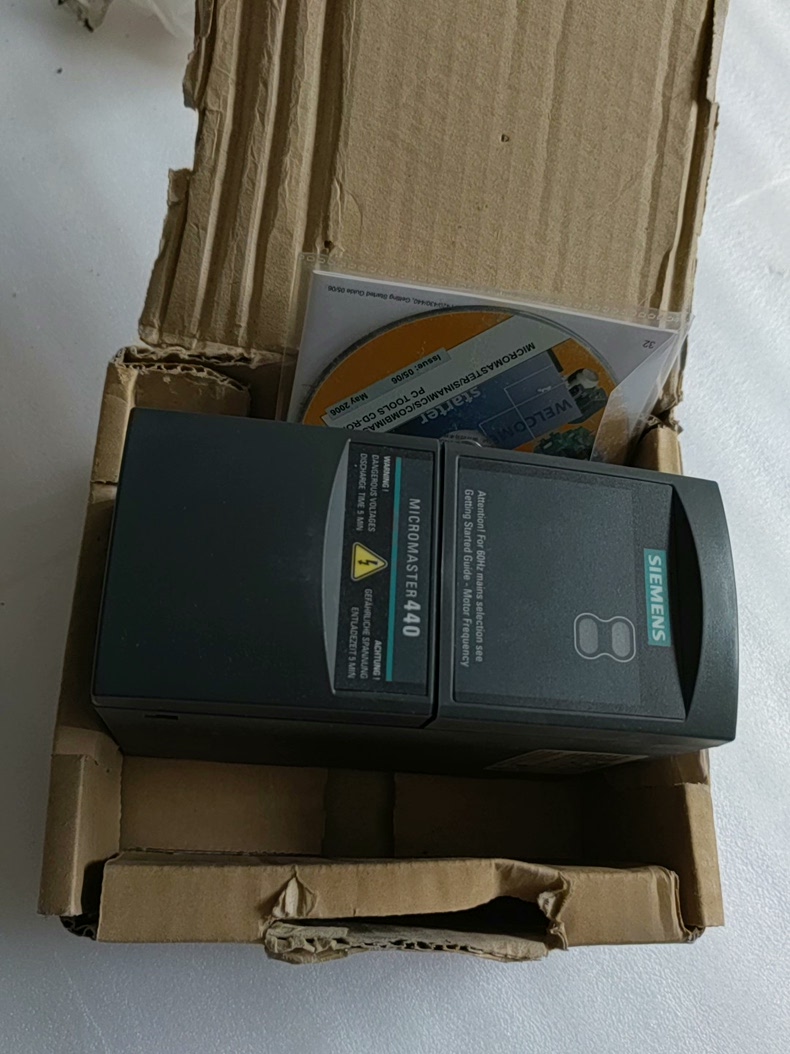 Siemens 6SE6440-2UD21-5AA1 MICROMASTER 440 Преобразователь частоты