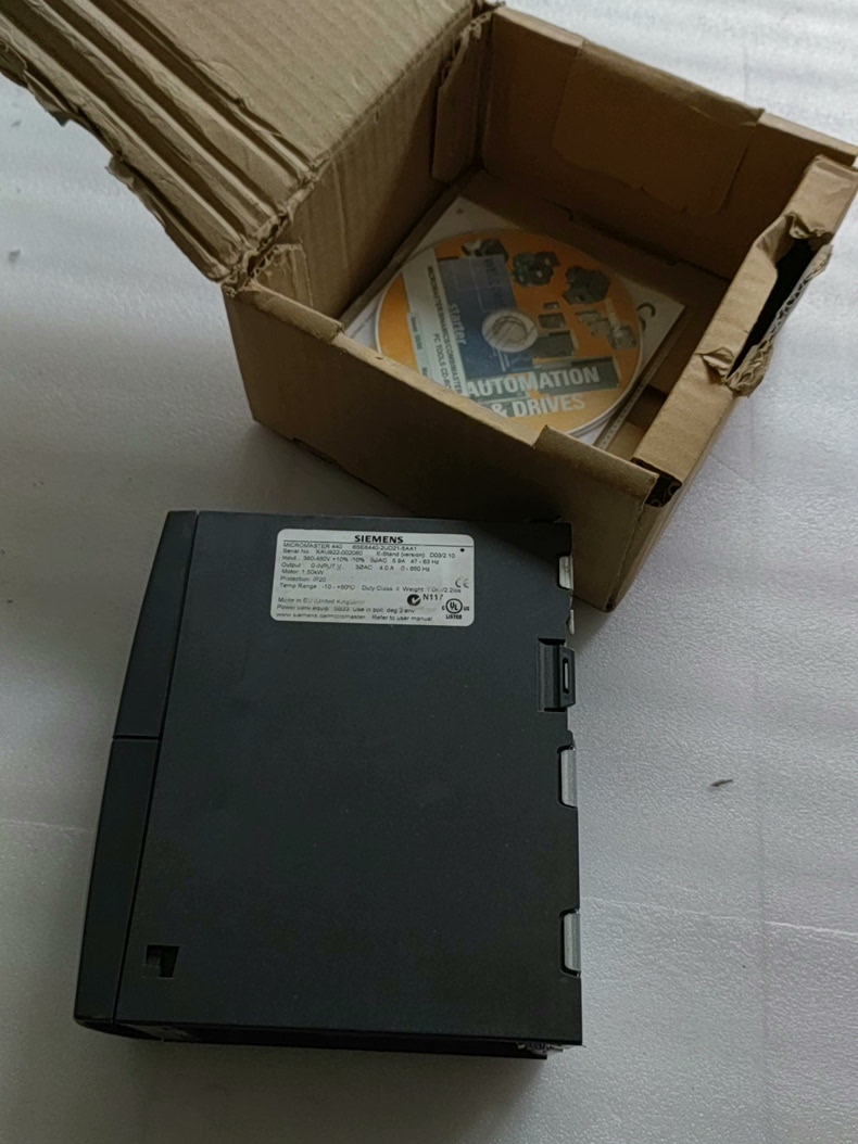 Siemens 6SE6440-2UD21-5AA1 MICROMASTER 440 Преобразователь частоты 4