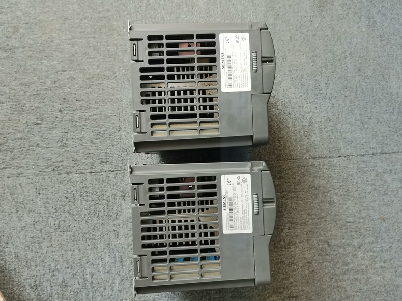 Siemens 6SE6440-2UD22-2BA1 MICROMASTER 440 Преобразователь частоты 2