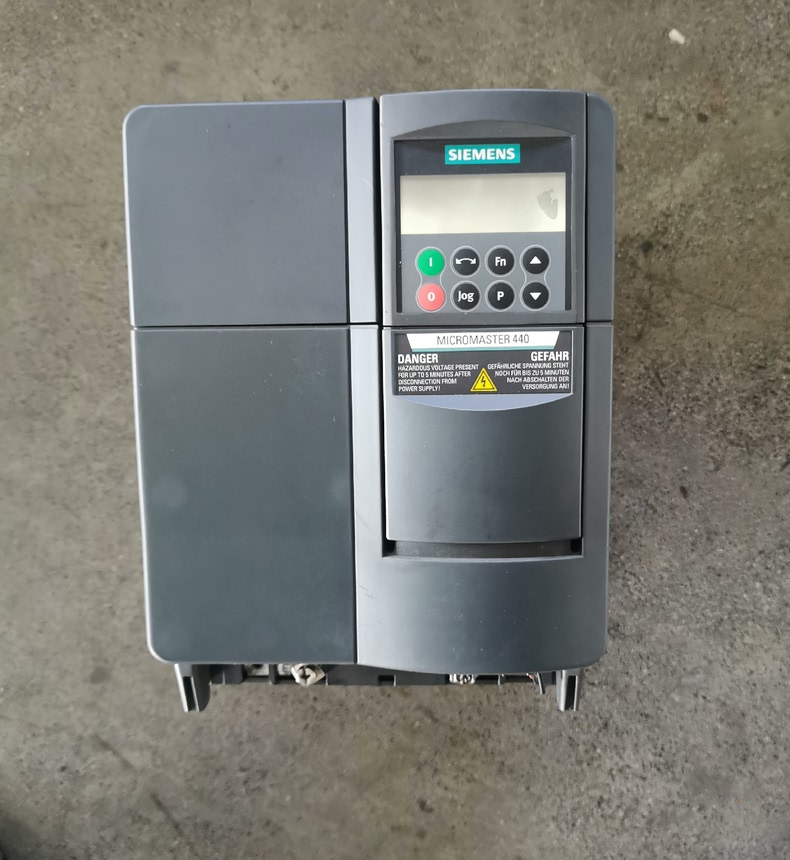 Siemens 6SE6440-2UD27-5CA1 MICROMASTER 440 Преобразователь частоты
