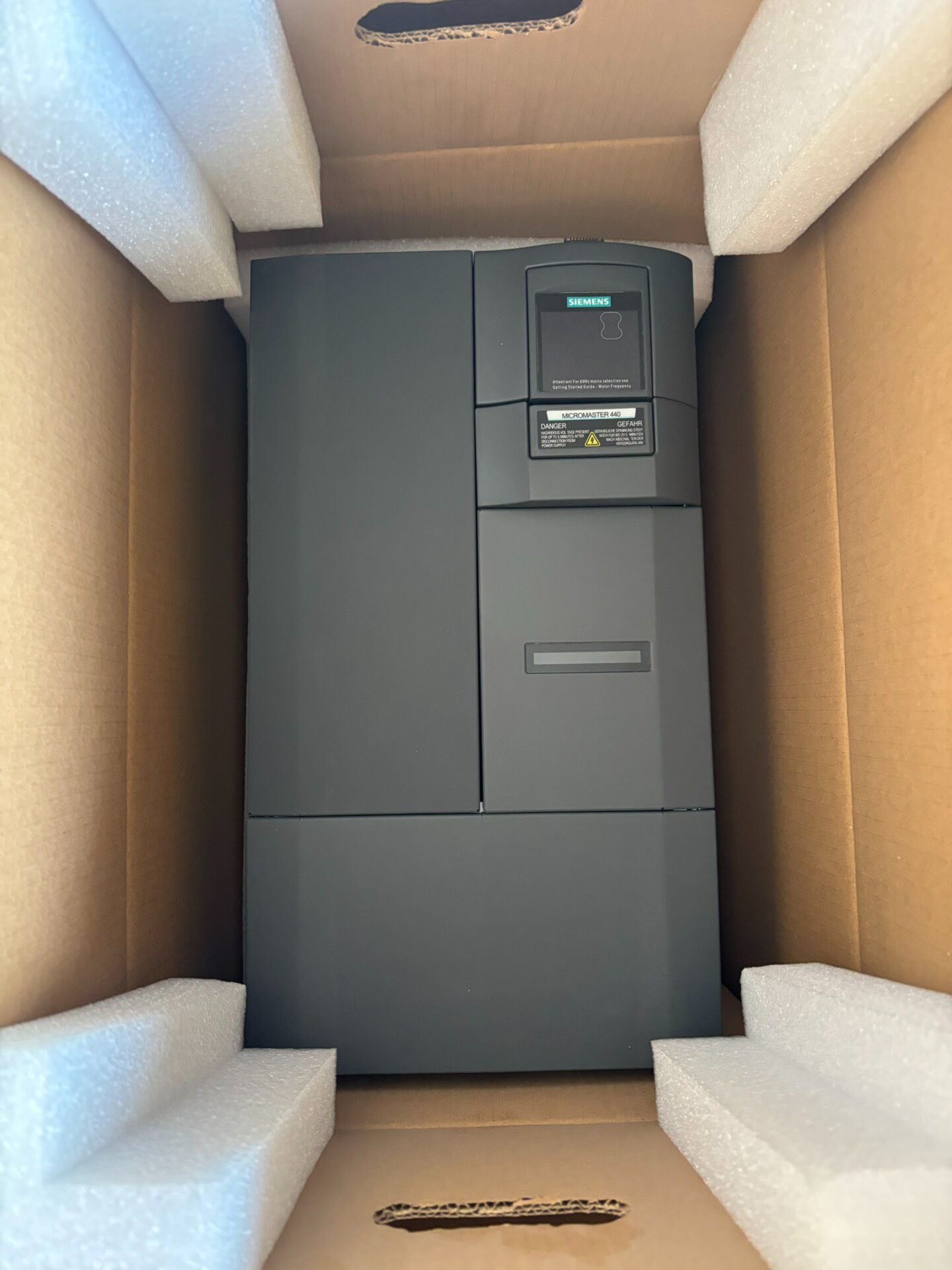Siemens 6SE6440-2UD32-2DA1 MICROMASTER 440 Преобразователь частоты