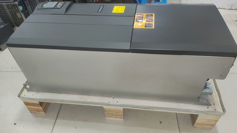Siemens 6SE6440-2UD35-5FA1 MICROMASTER 440 Преобразователь частоты 3