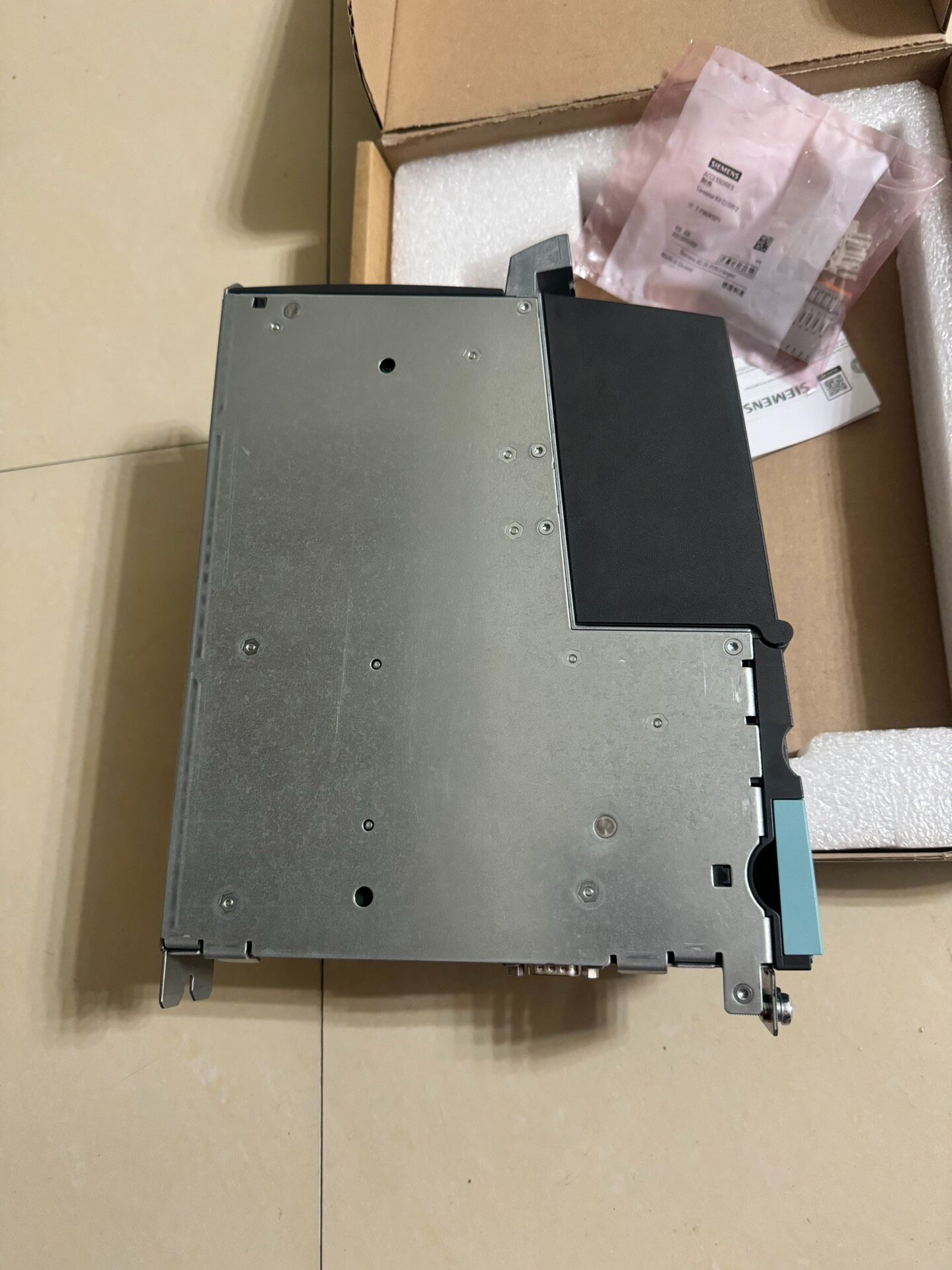Siemens 6SL3040-1MA01-0AA0 SINAMICS S120 Сервопривод 6