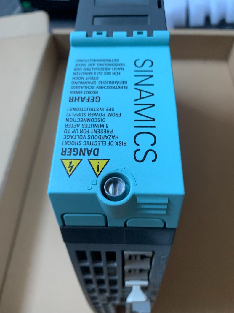Siemens 6SL3120-1TE13-0AA4 SINAMICS S120 Сервопривод 2