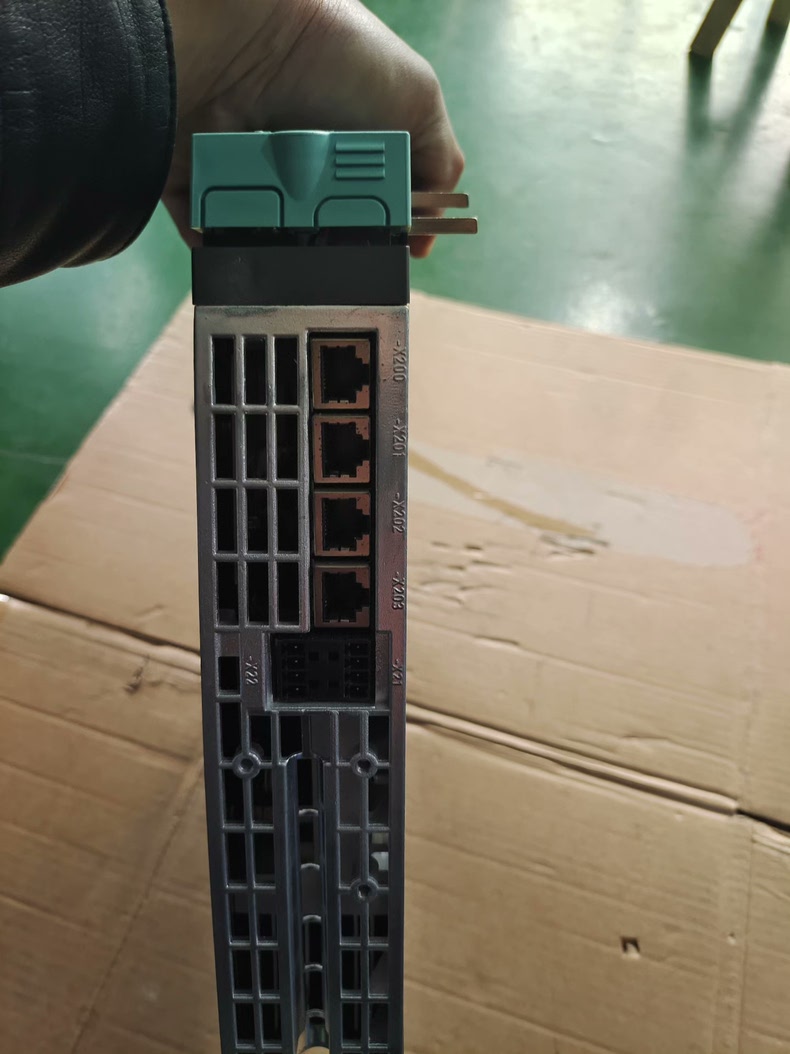 Siemens 6SL3120-2TE15-0AA4 SINAMICS S120 Сервопривод 4