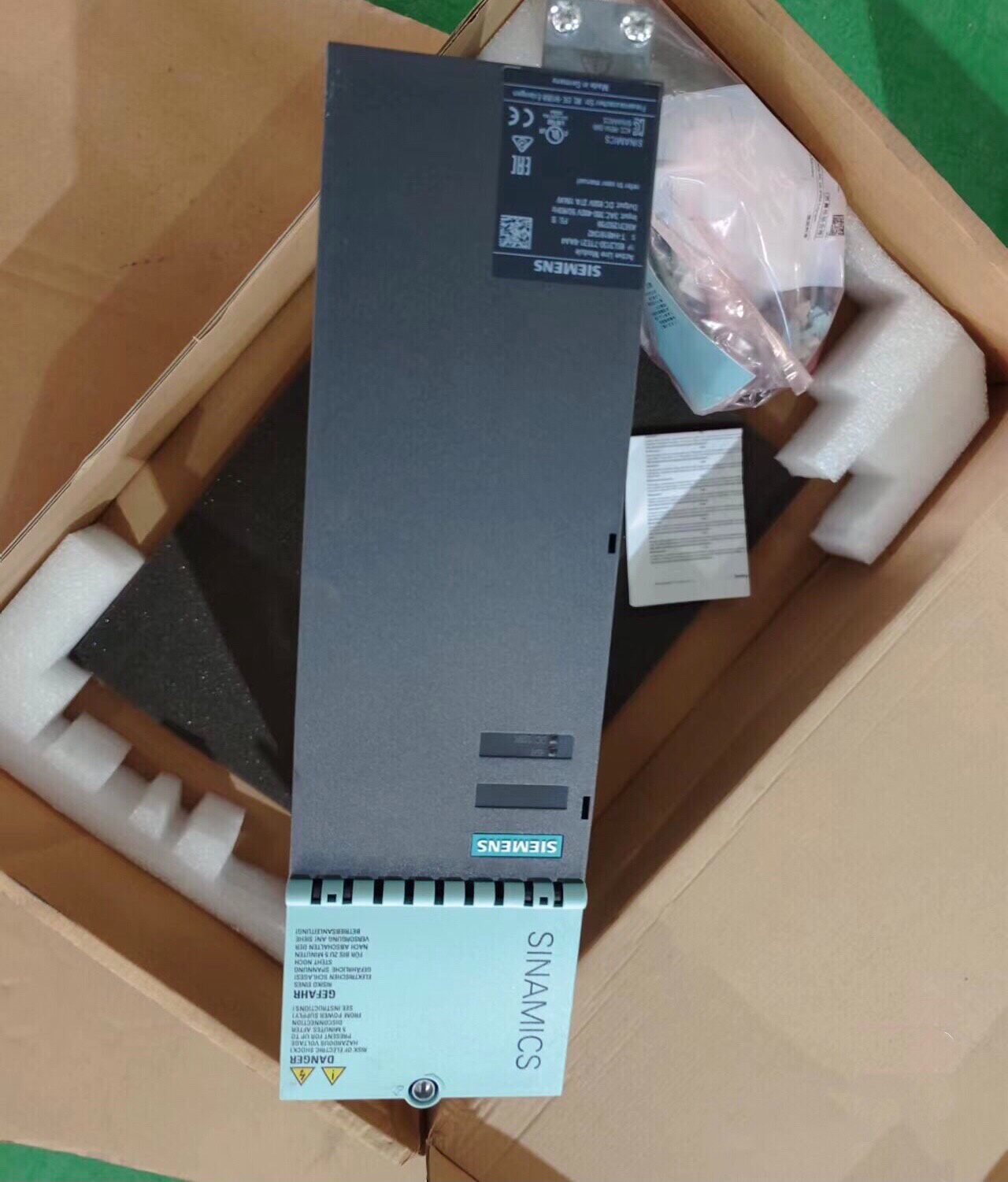 Siemens 6SL3130-7TE21-6AA4 SINAMICS S120 Сервопривод