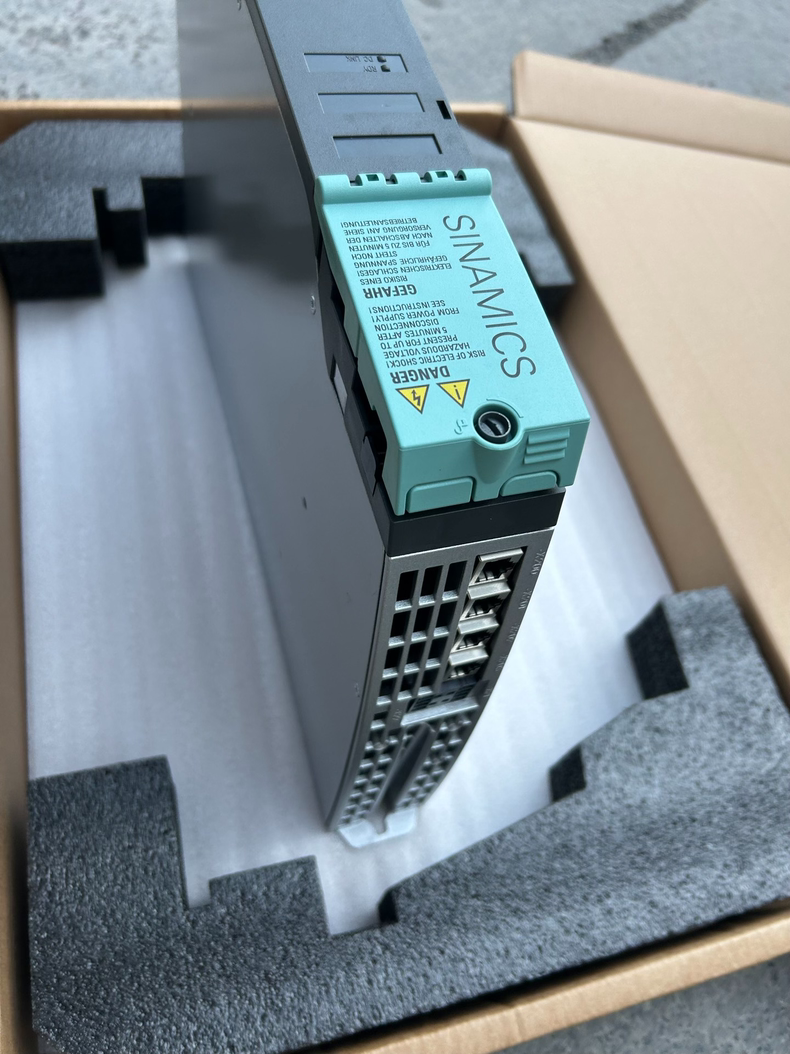 Siemens 6SL3120-2TE15-0AA3 SINAMICS S120 Сервопривод 5