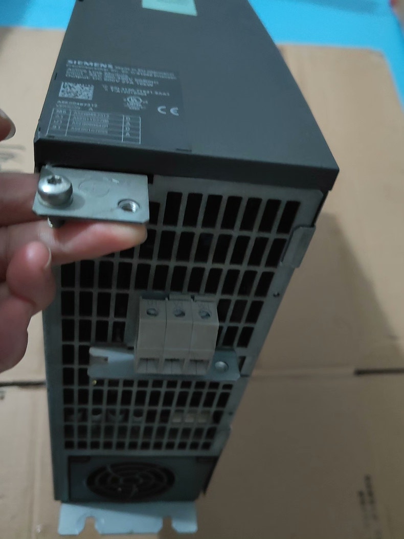Siemens 6SL3130-7TE21-6AA3 SINAMICS S120 Сервопривод 4