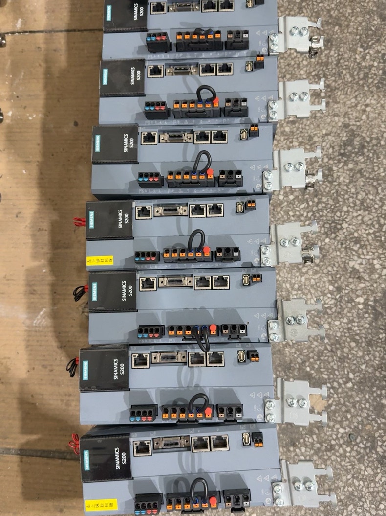 Siemens 6SL5510-1BE12-5AF0 SINAMICS S200 Сервопривод