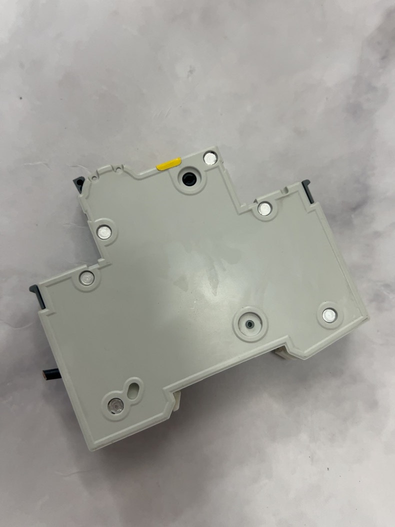 Siemens 5SY4116-7 5SY Модульный автоматический выключатель 3