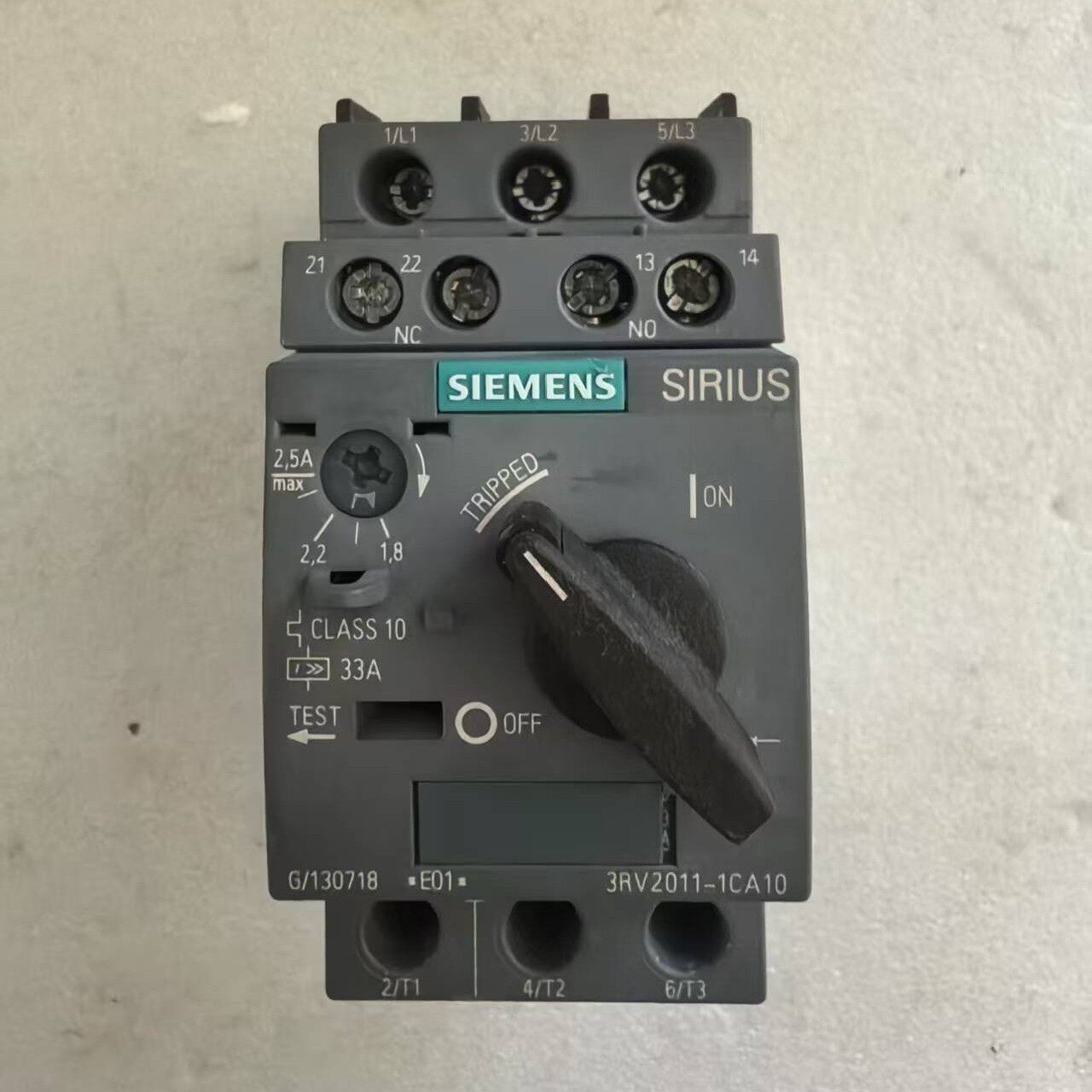 Siemens 3RV2011-1CA10 3RV2 Автомат защиты двигателя