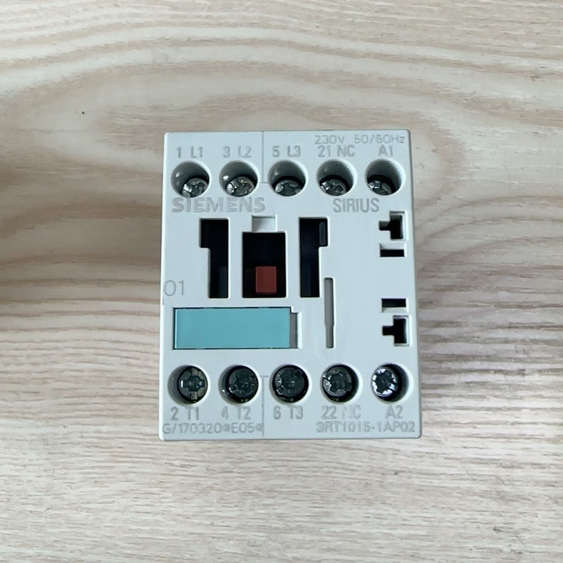 Siemens 3RT1015-1AP02 3RT1015 Контактор