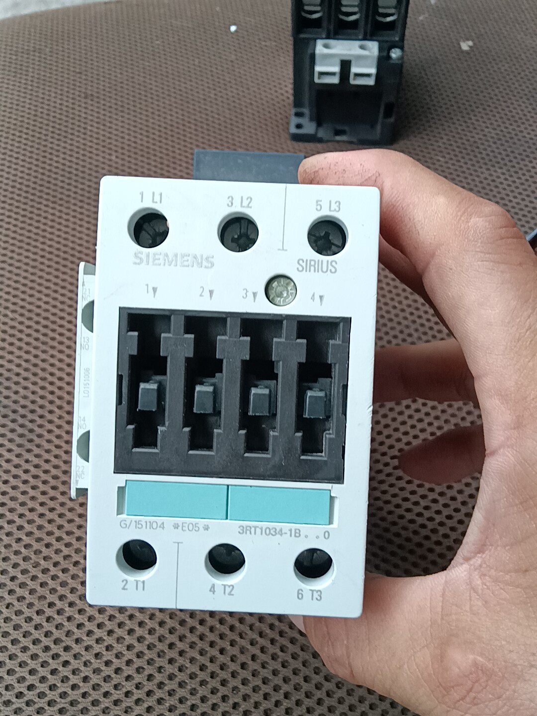 Siemens 3RT1034-1BB40 3RT1034 Контактор 3