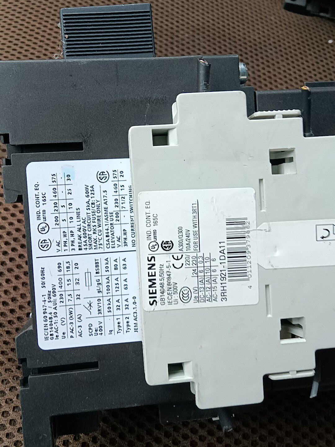Siemens 3RT1034-1BB40 3RT1034 Контактор 6
