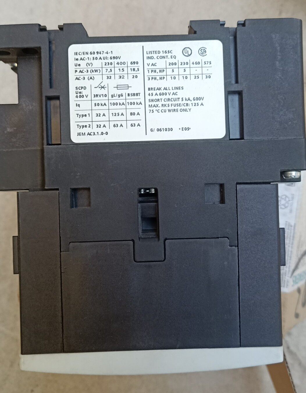 Siemens 3RT1034-1AP00 3RT1034 Контактор 3
