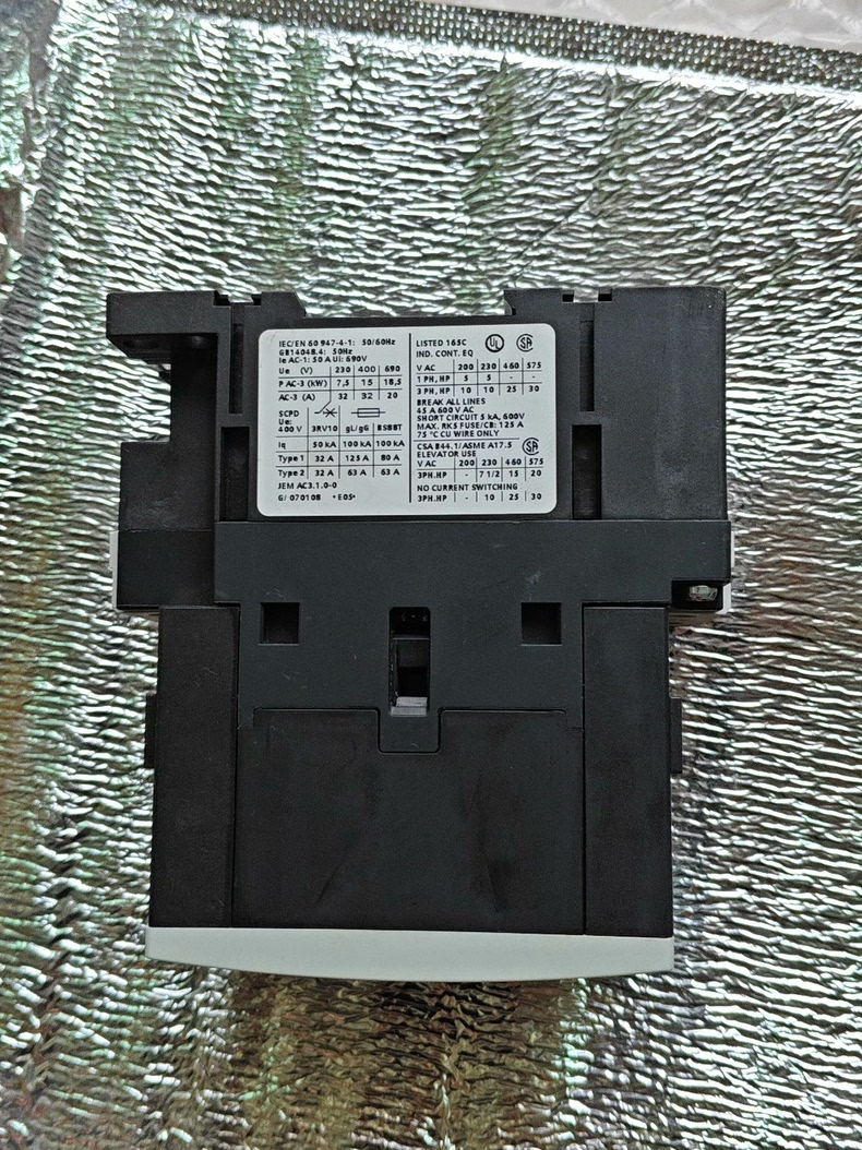 Siemens 3RT1034-1AL20 3RT1034 Контактор 4