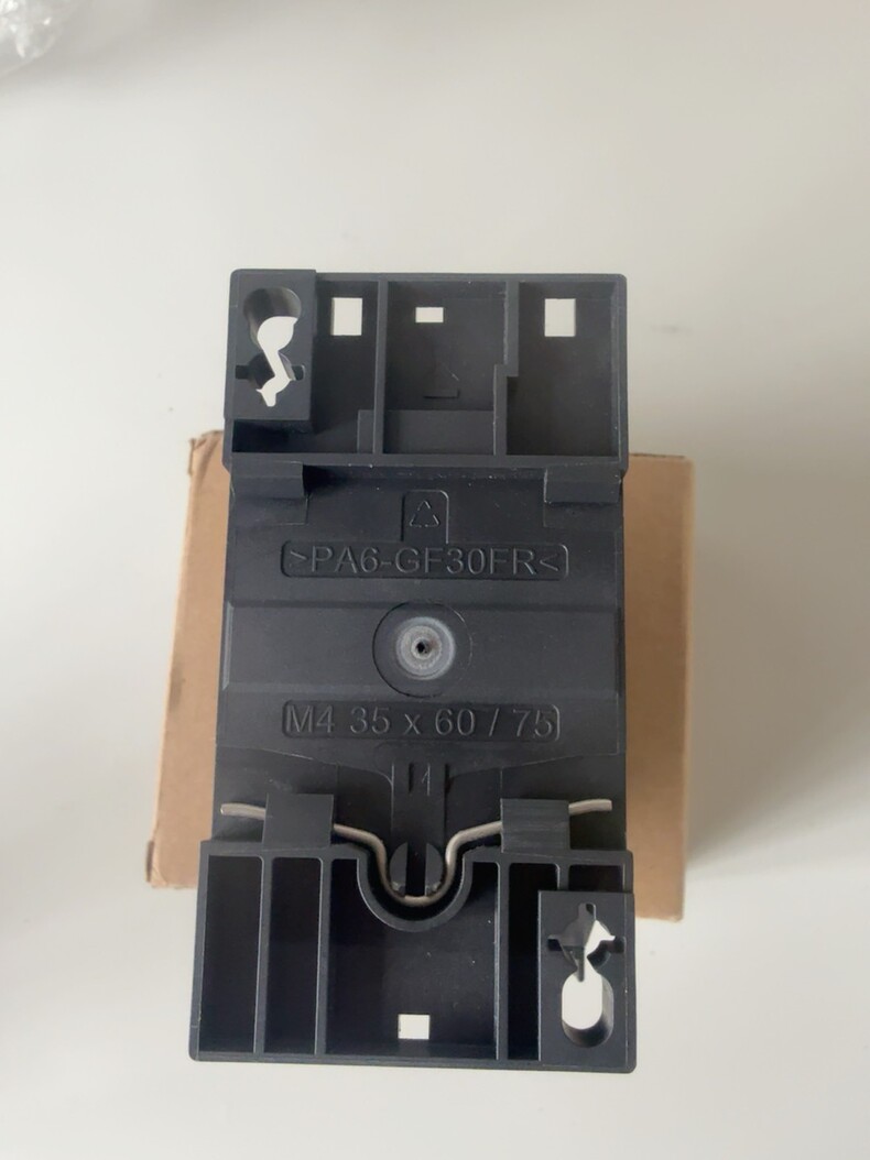 Siemens 3RT2023-1AP00 3RT2023 Контактор 6
