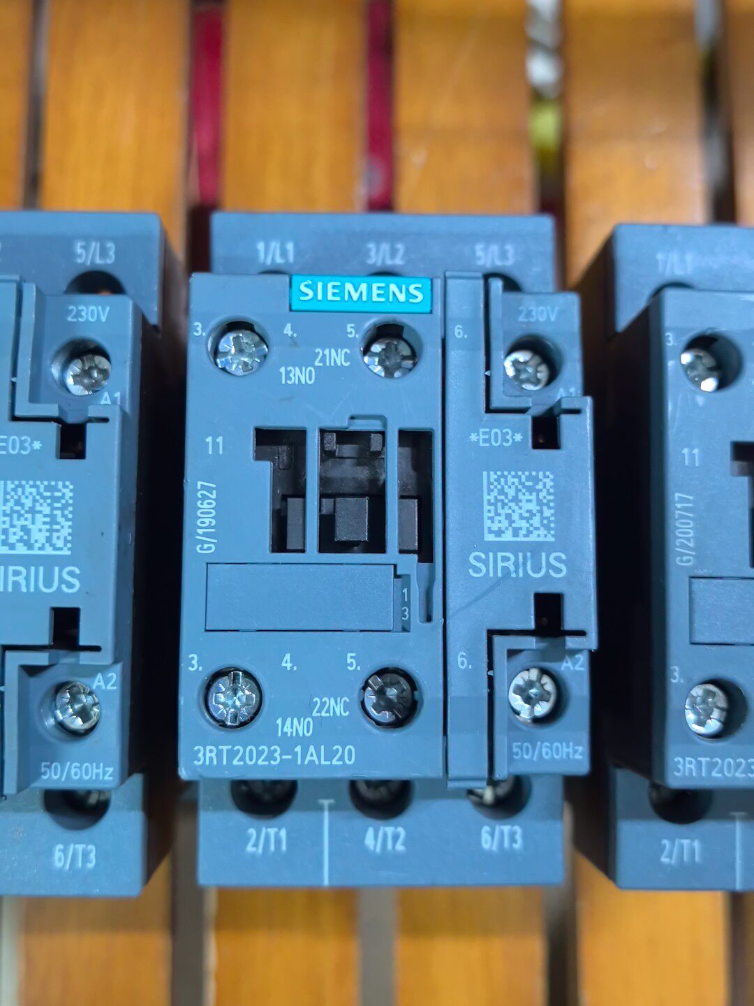 Siemens 3RT2023-1AL20 3RT2023 Контактор