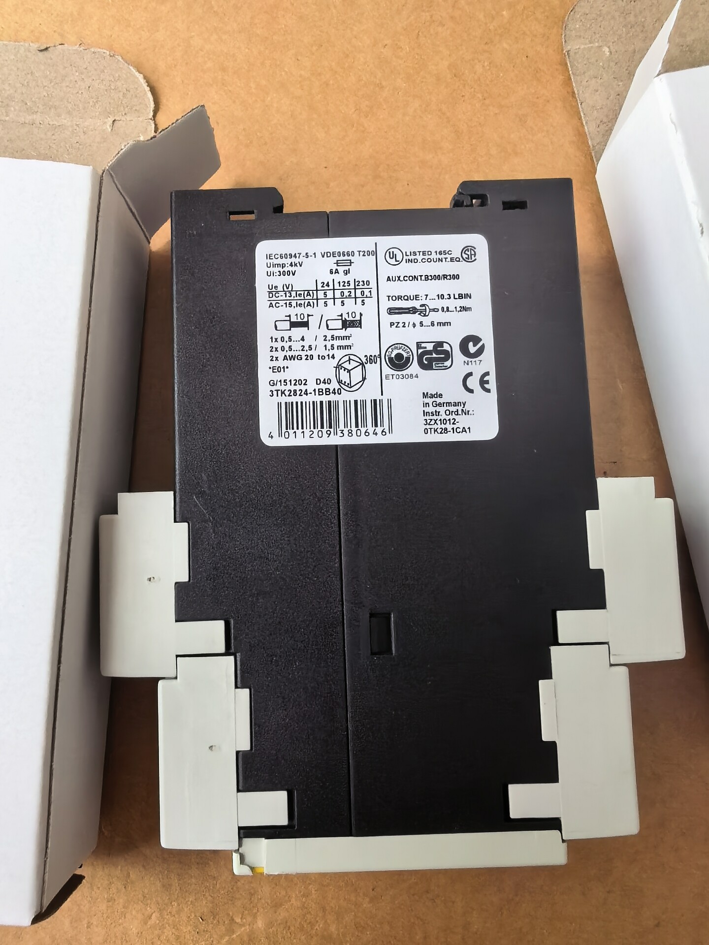 Siemens 3TK2824-1BB40 3TK28 Реле безопасности 2