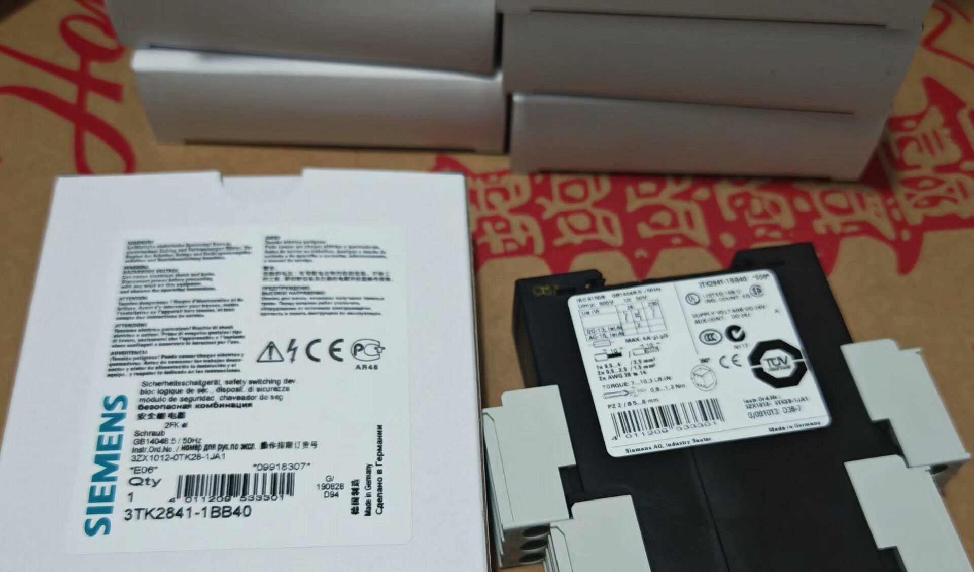 Siemens 3TK2841-1BB40 3TK28 Реле безопасности 2