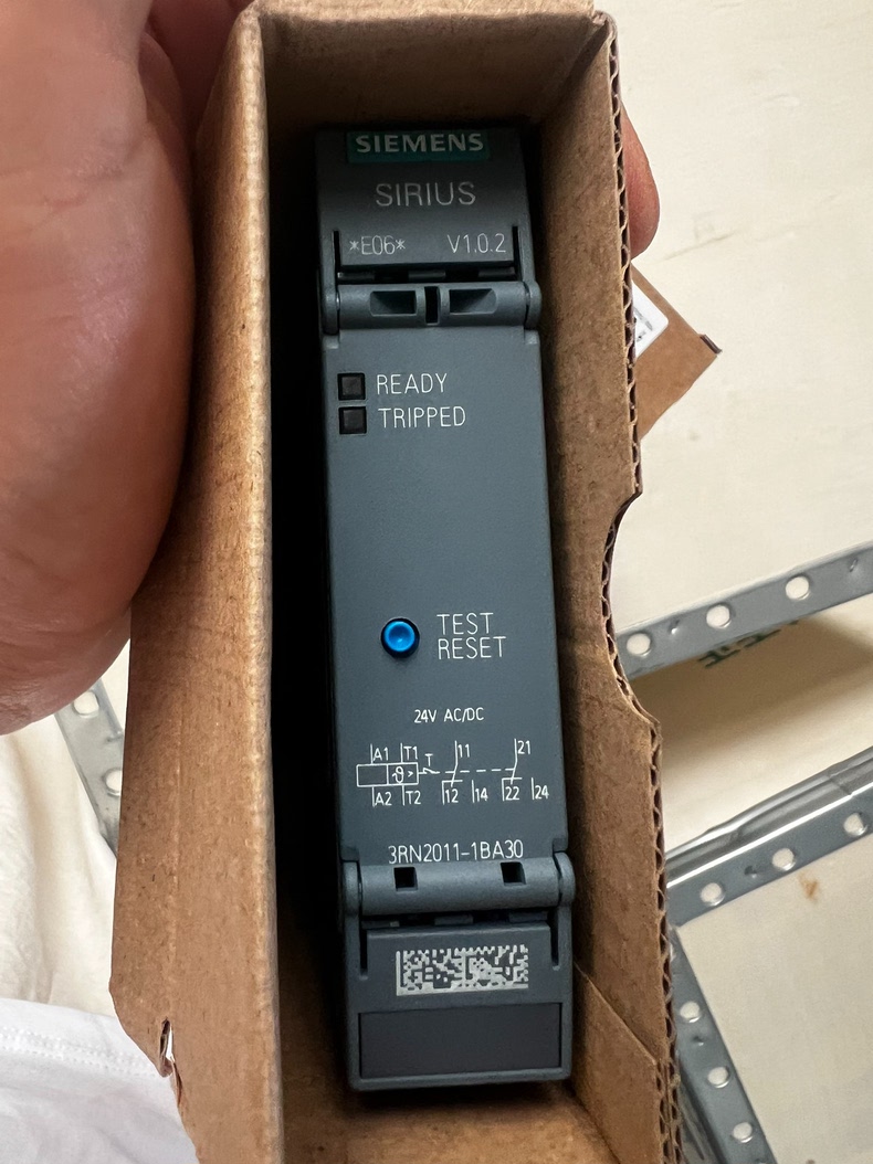 Siemens 3RN2011-1BA30 3RN Термисторное реле защиты