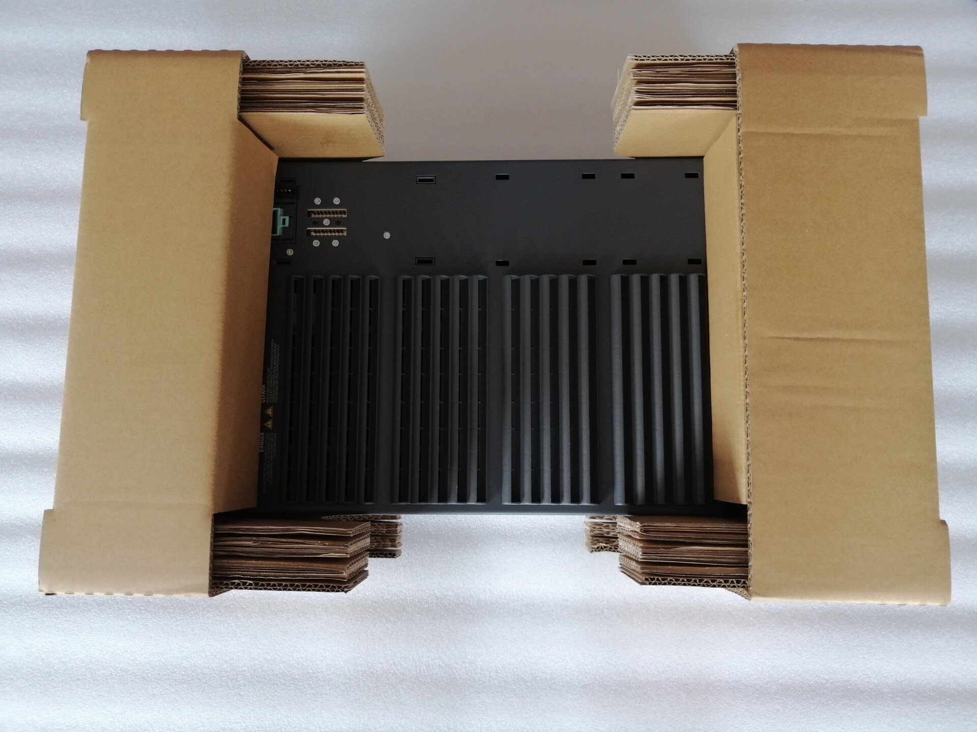 Siemens 6SL3225-0BE32-2UA0 SINAMICS PM250-IP20-FSD-U-400V 22KW 2