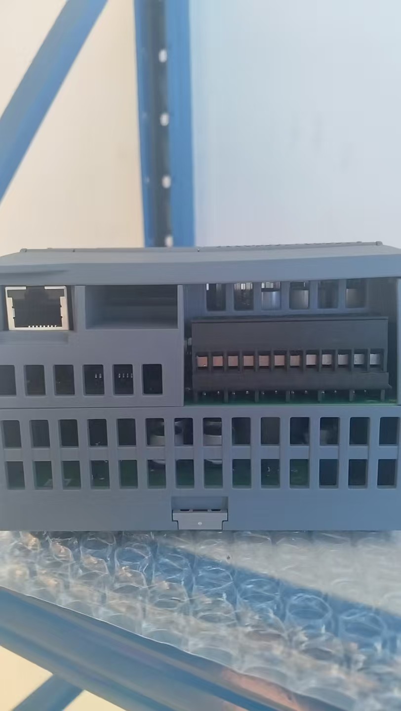 Siemens 6ES7214-1AG31-0XB0 SIMATIC S7-1200 CPU 1214C 3