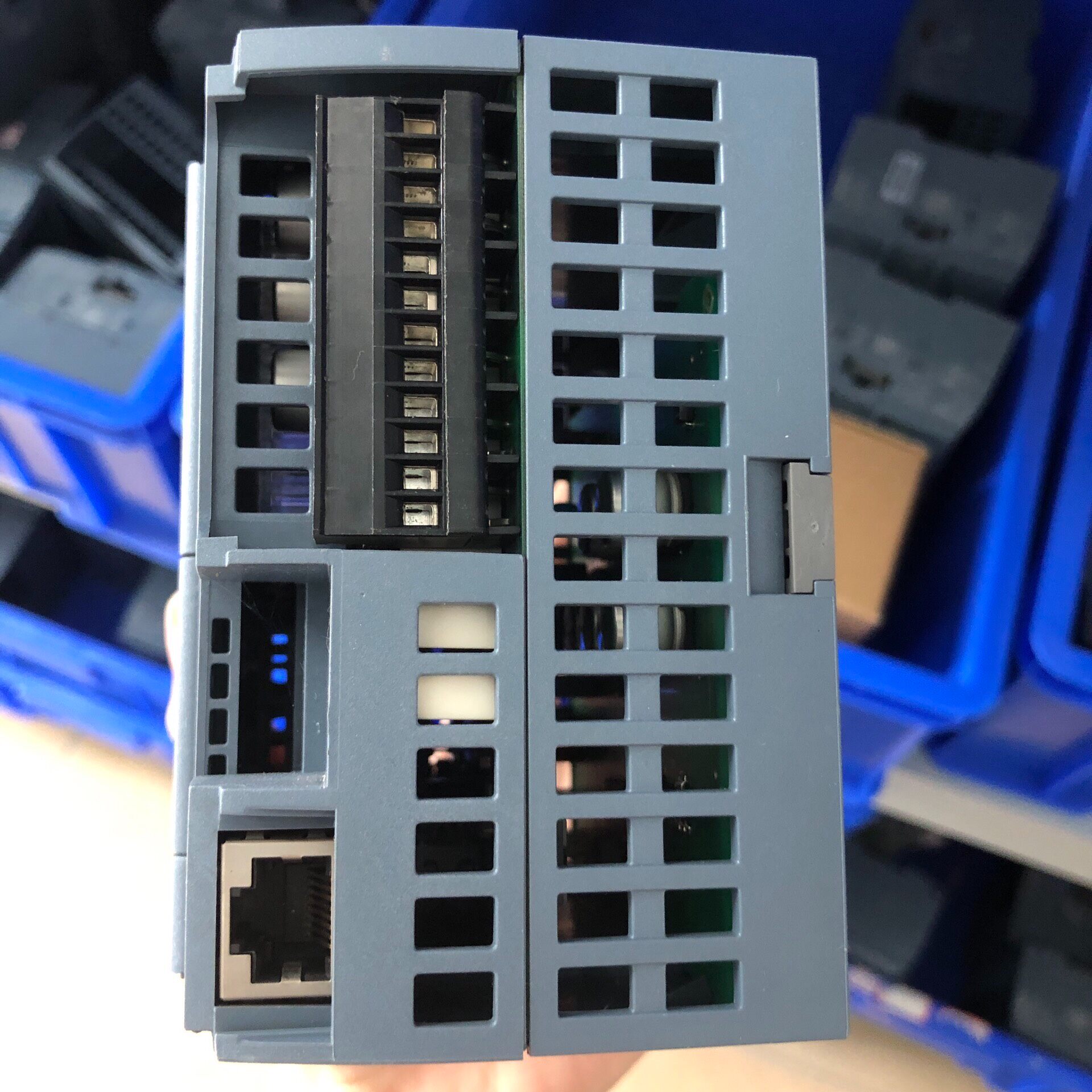 Siemens 6ES7214-1HG31-0XB0 SIMATIC S7-1200 CPU 1214C 3
