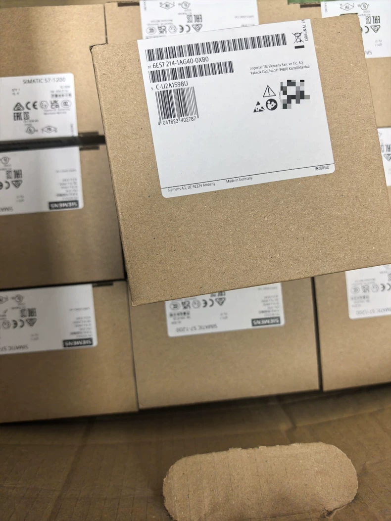 Siemens 6ES7214-1AG40-0XB0 CPU 1214C SIMATIC S7-1200 Центральный процессор 4