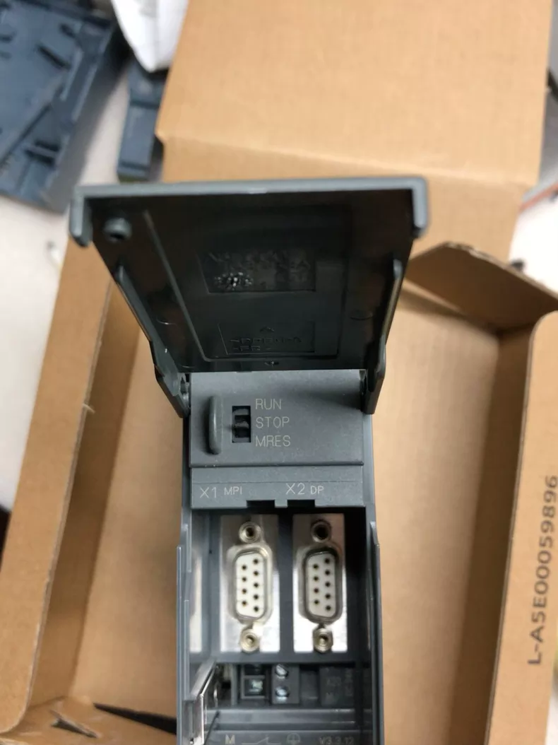 Siemens 6ES7315-2AH14-0AB0 CPU 315-2 SIMATIC S7-300 Центральный процессор 4