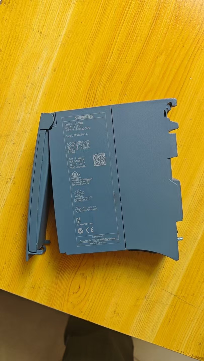 Siemens 6ES7513-1AL00-0AB0 CPU 1513-1 PN 2