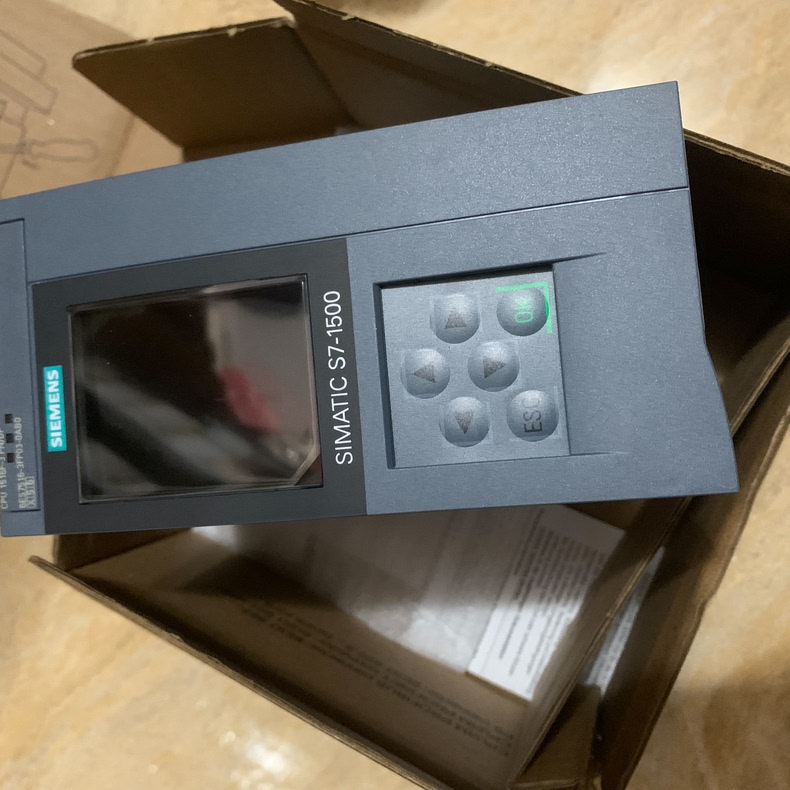 Siemens 6ES7516-3FN00-4AB2 CPU 1516F-3 PN