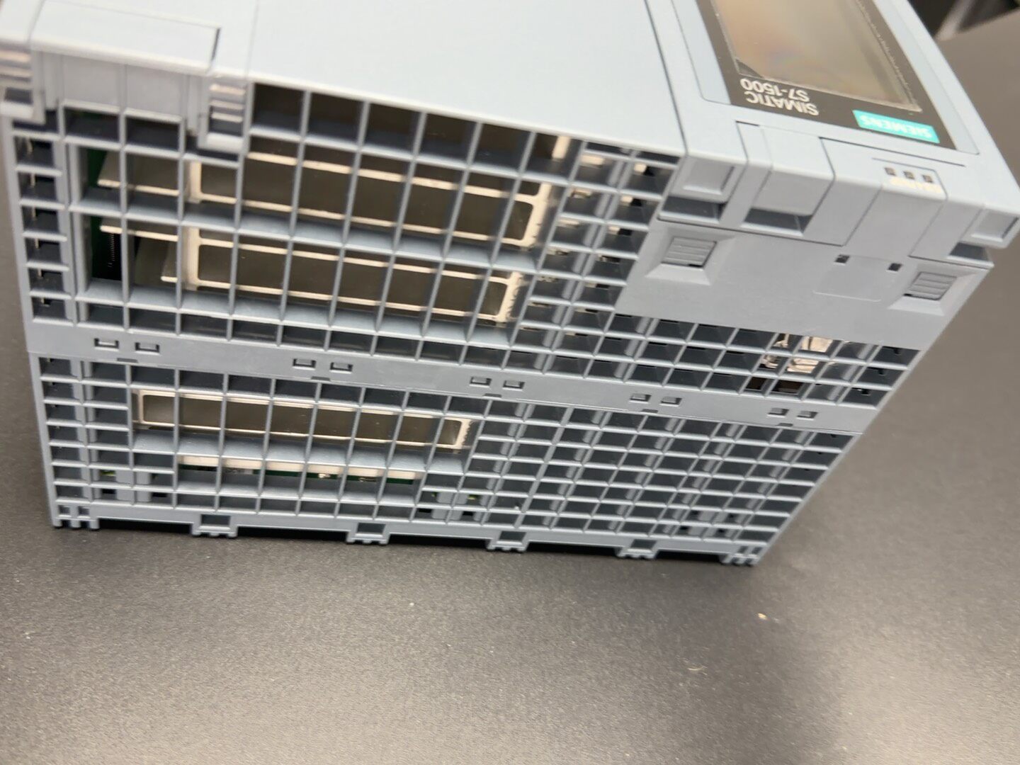 Siemens 6ES7518-4AP00-0AB0 CPU 1518-4 PN 3