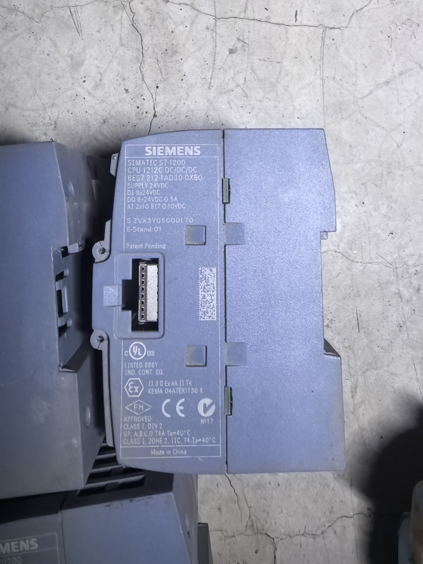 Siemens 6ES7211-1HD30-0XB0 CPU 1211C 3