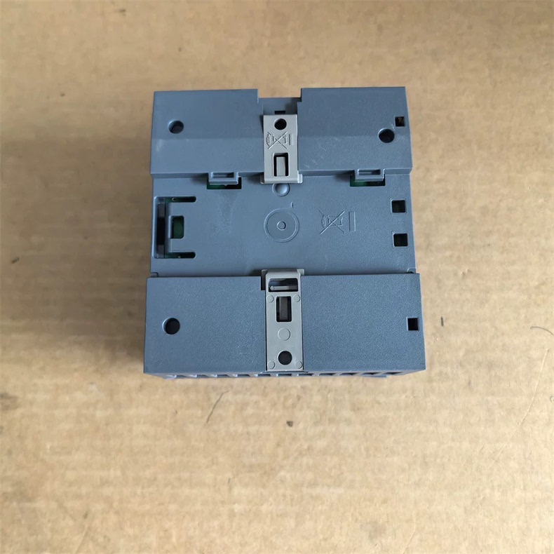 Siemens 6ES7212-1HF40-0XB0 CPU 1212 FC 2