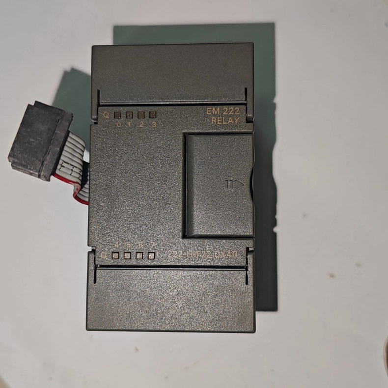 Siemens 6ES7222-1HF22-0XA0 CPU 222 2