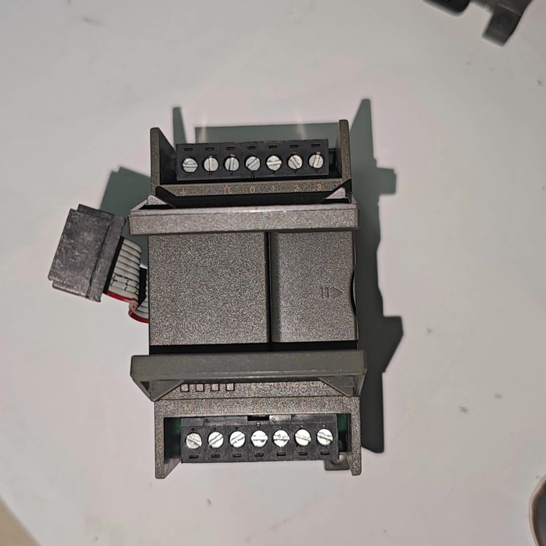 Siemens 6ES7222-1HF22-0XA0 CPU 222 3