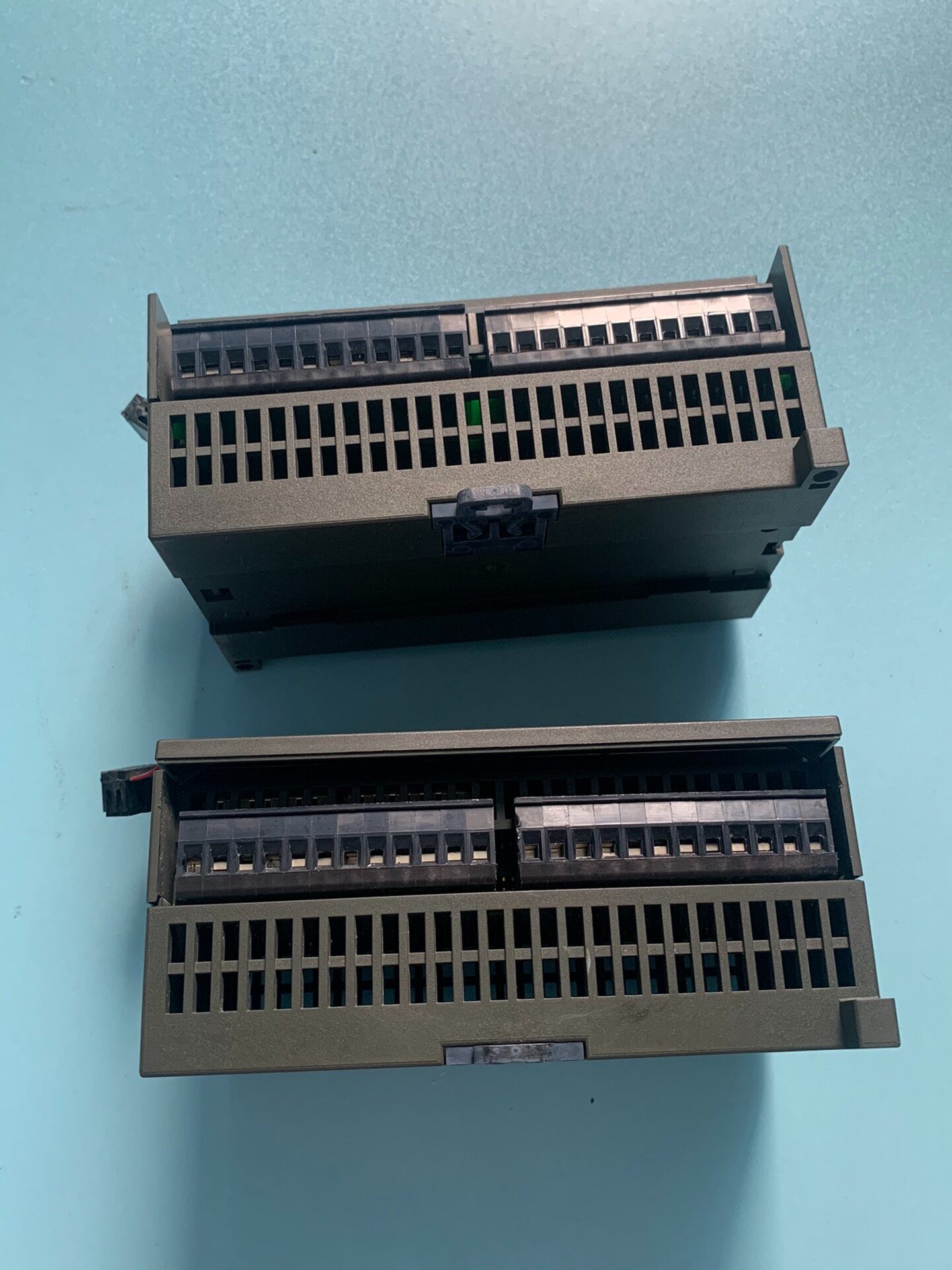 Siemens 6ES7223-1PL22-0XA0 CPU 222 5