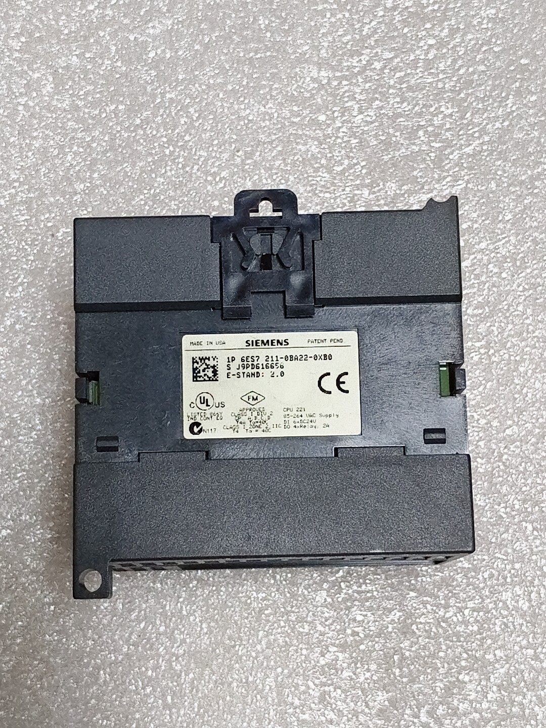 Siemens 6ES7211-0BA22-0XB0 CPU 221 4