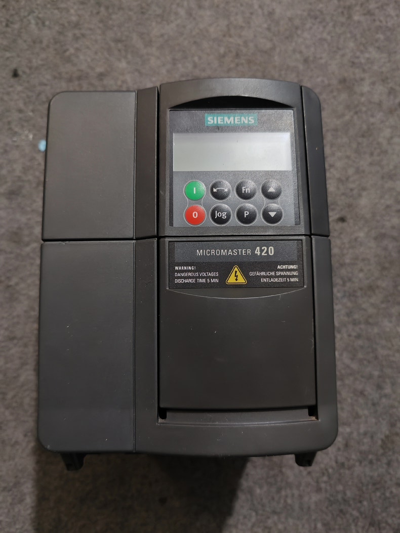 Siemens 6SE6420-2AB21-5BA1 MICROMASTER 420