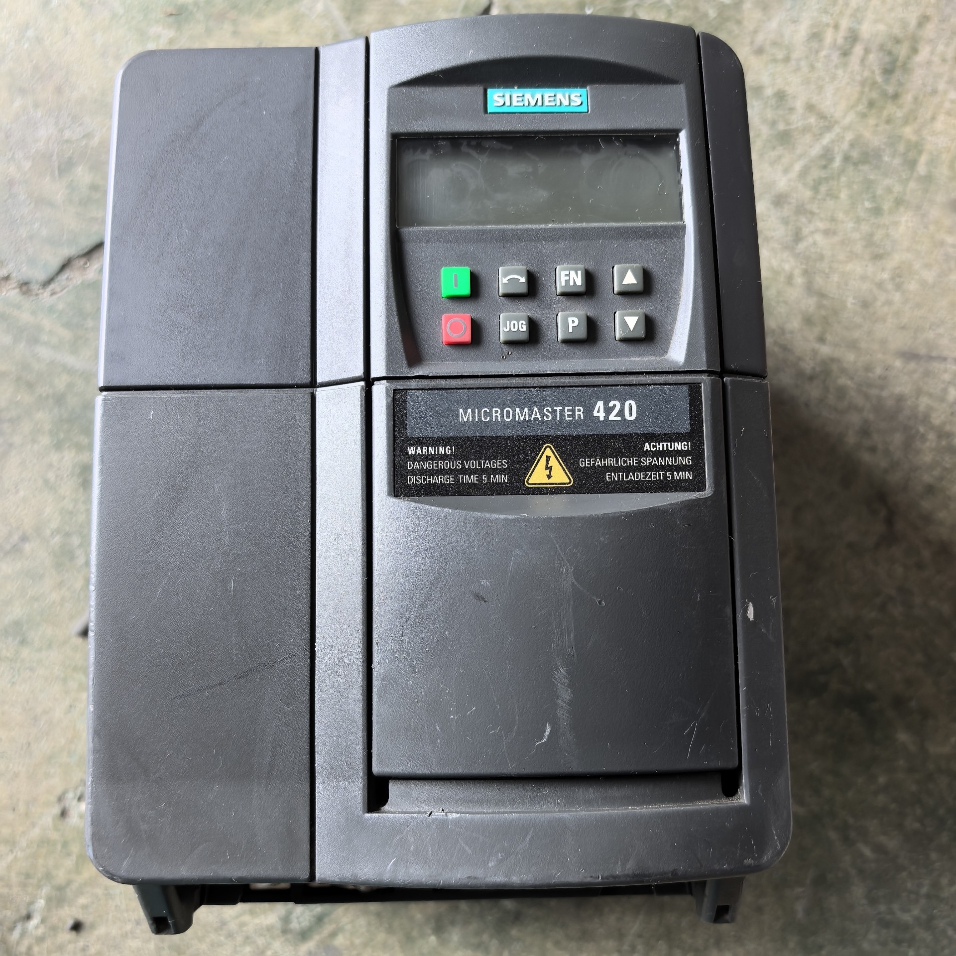 Siemens 6SE6420-2AD23-0BA1 MICROMASTER 420