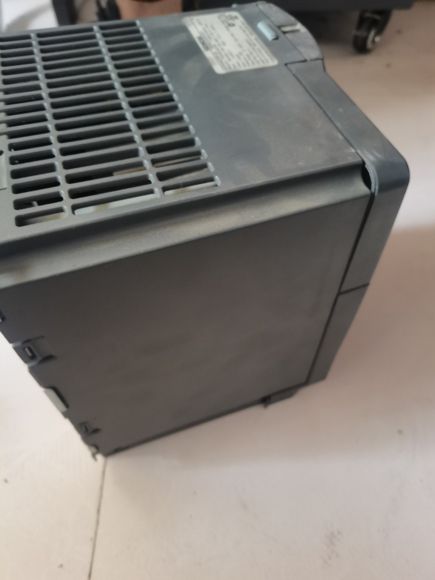 Siemens 6SE6420-2AD25-5CA1 MICROMASTER 420 4