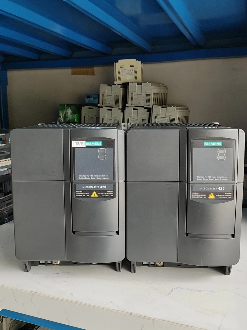 Siemens 6SE6420-2AD27-5CA1 MICROMASTER 420