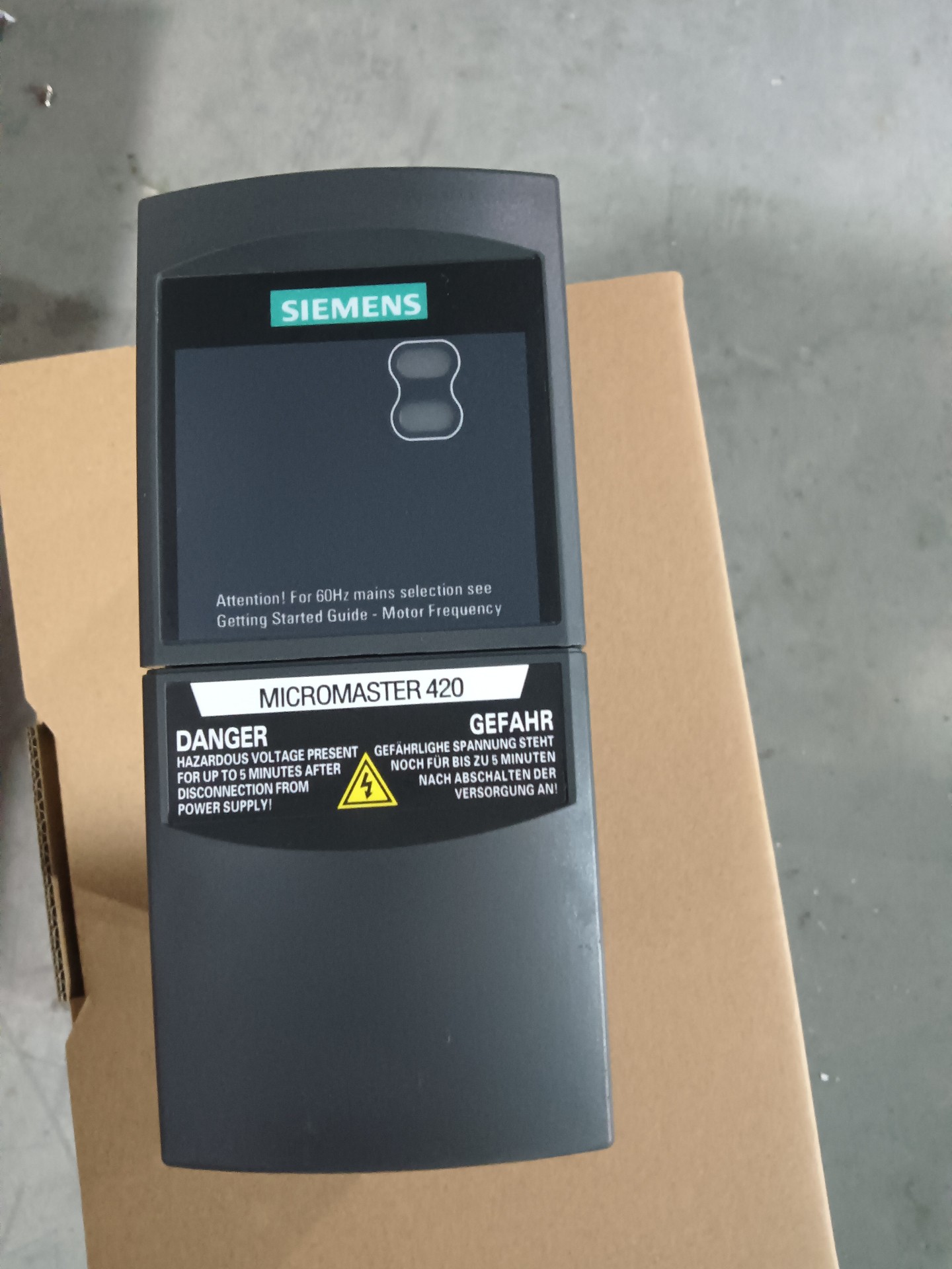 Siemens 6SE6420-2AD31-1CA1 MICROMASTER 420 5