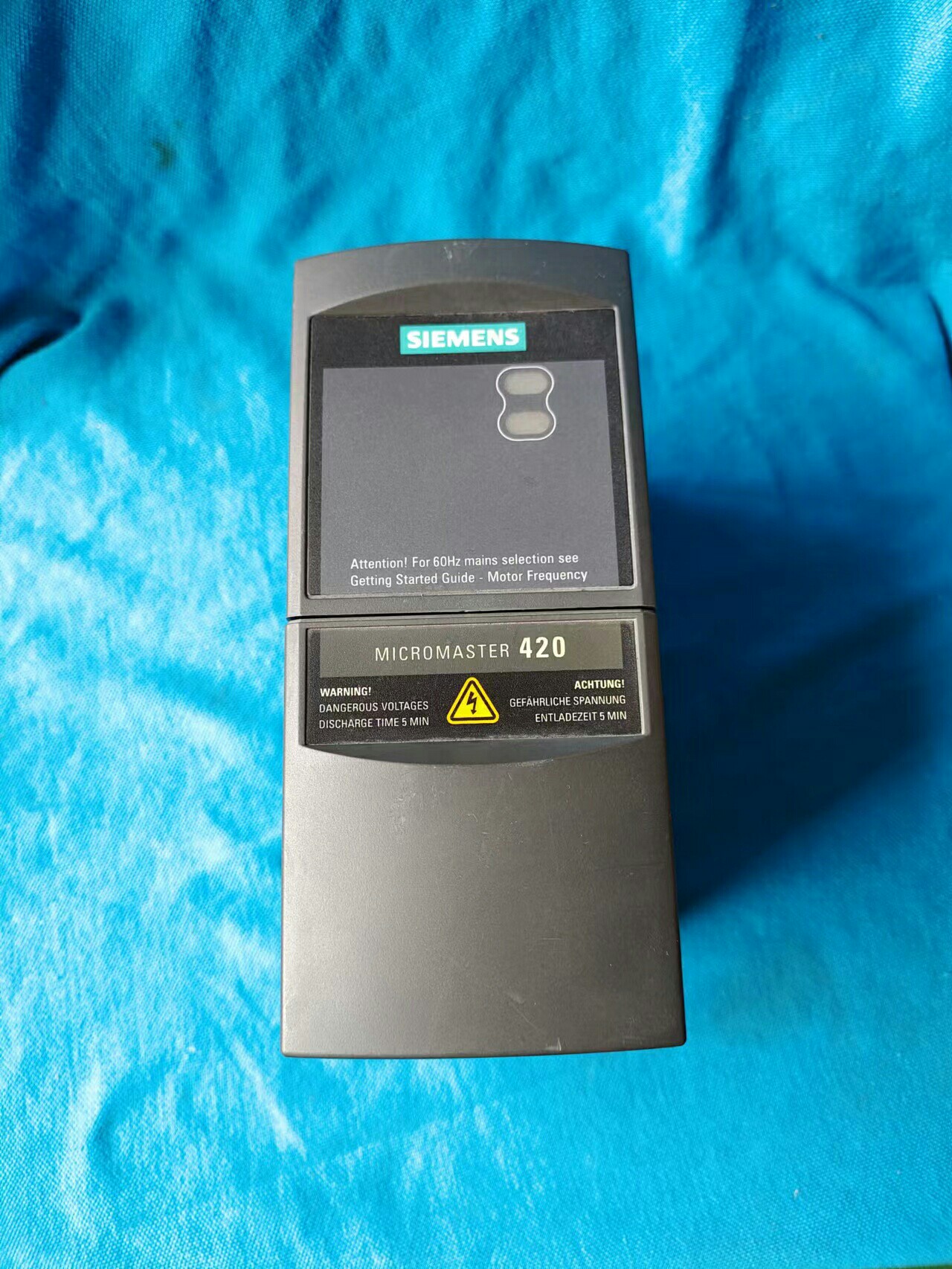 Siemens 6SE6420-2UC11-2AA1 MICROMASTER 420 2