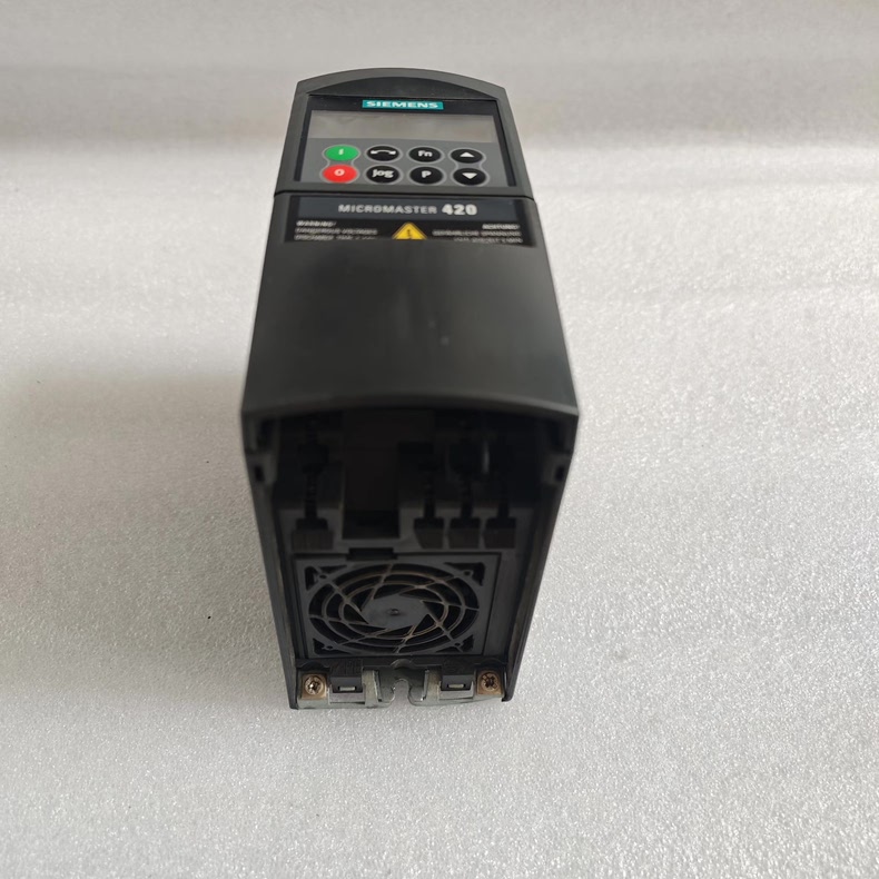 Siemens 6SE6420-2UD21-1AA1 MICROMASTER 420 2