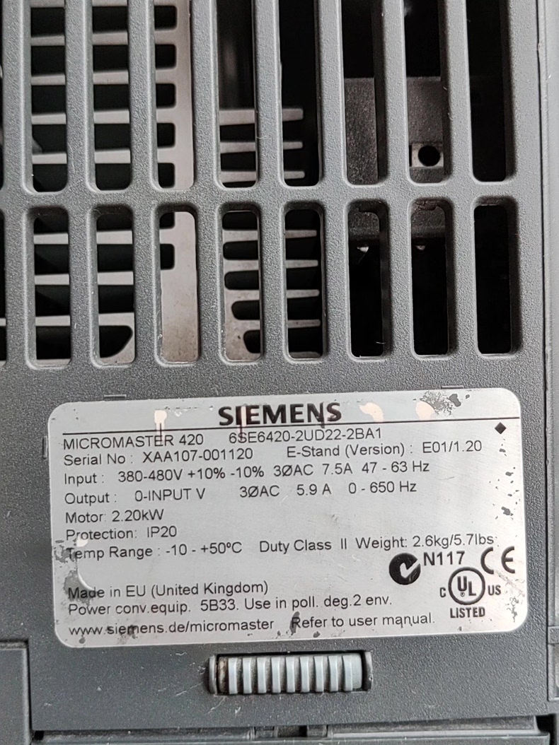 Siemens 6SE6420-2UD22-2BA1 MICROMASTER 420 2