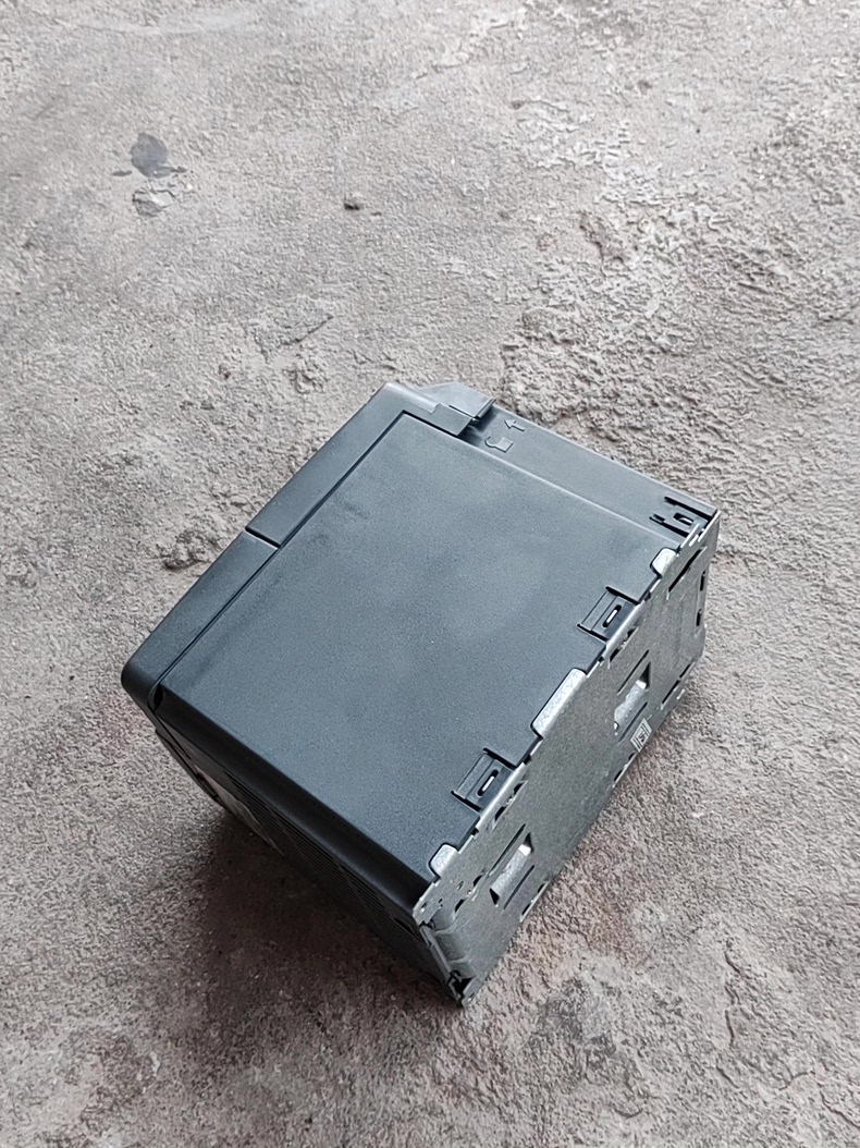 Siemens 6SE6420-2UD22-2BA1 MICROMASTER 420 6